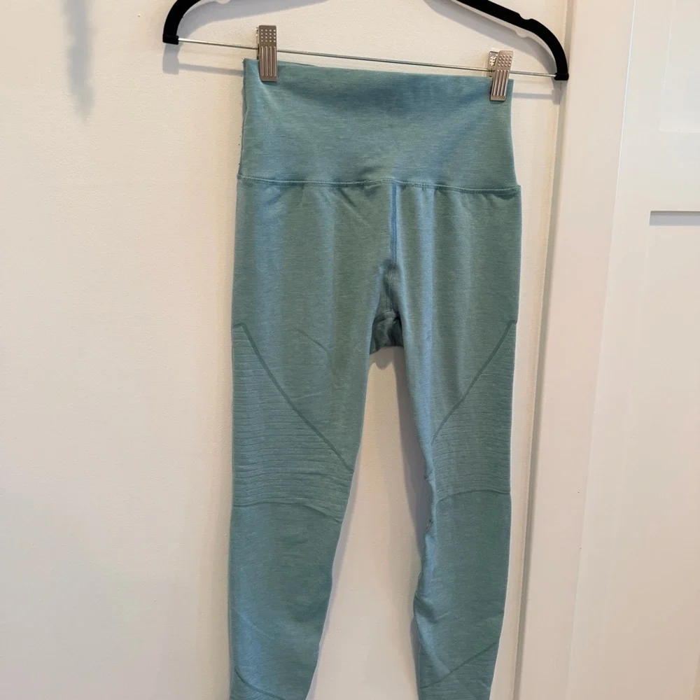 Alphalete Amplify Green Athletic Leggings High Waist Yoga Lifting Women's Size M